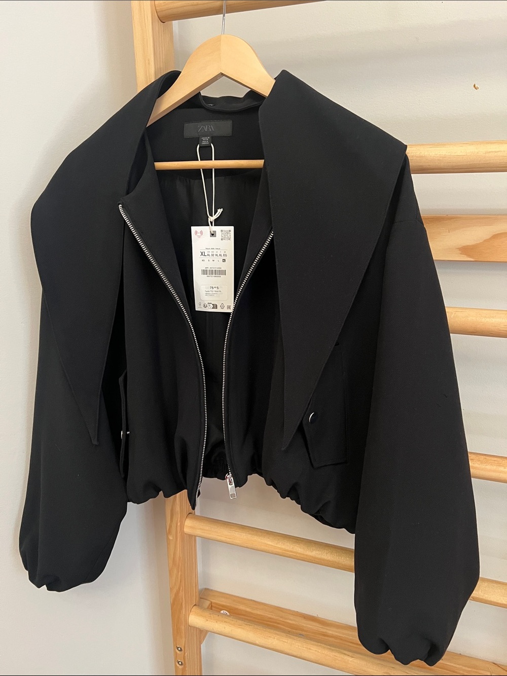Zara Black Cropped Bomber Jacket with Oversized Collar